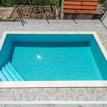 House بيت للعطل Kostanje