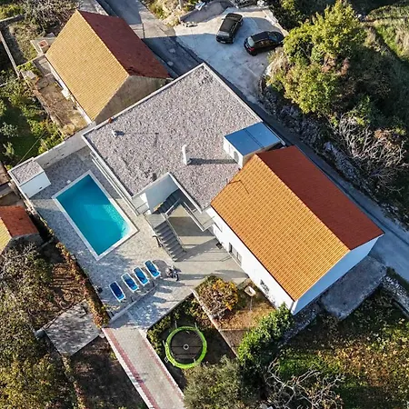House Holiday home *
