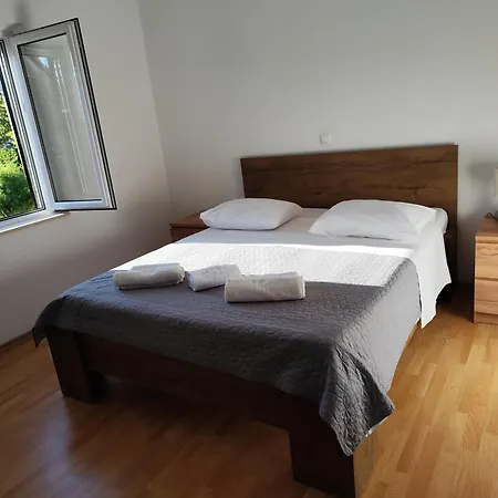 House Kostanje